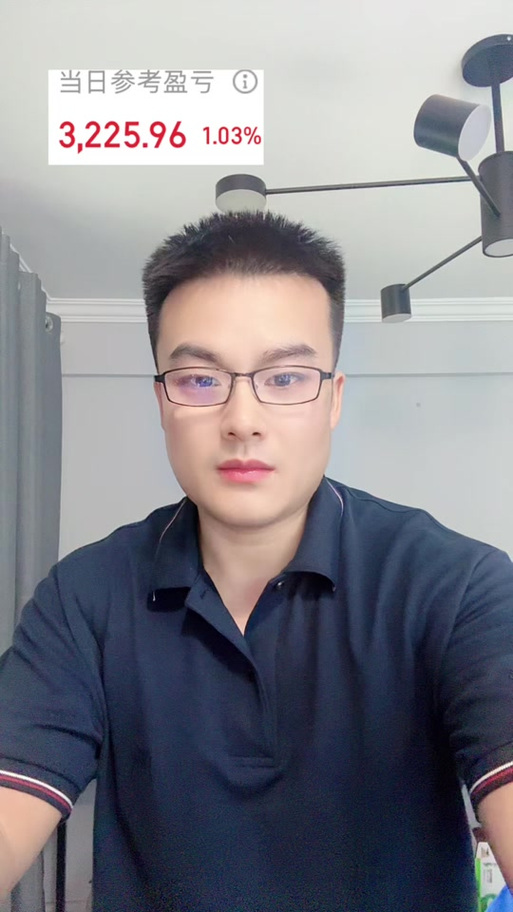 李嘉诚炒股三铁则 李嘉诚炒股三铁则