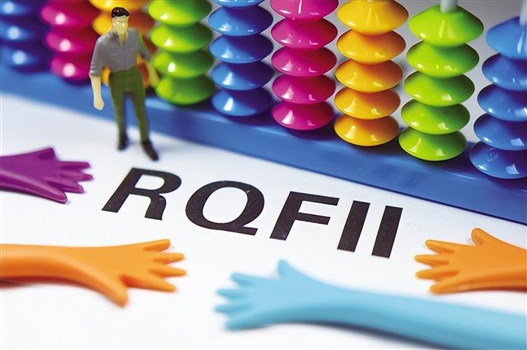 FOF���衰˫20%������ ר�ҳ���FOFͶ����������˾����