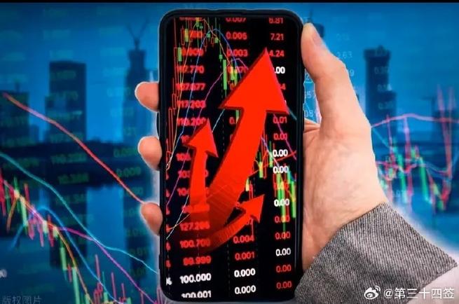 三雄极光张贤庆(三雄极光和佛山照明哪个好) 三雄极光张贤庆(三雄极光和佛山照明哪个好)